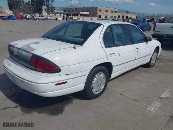 1997 Chevrolet Lumina with VIN 2G1WL52M0V9170010, listed as a IAAI auction lot 41862504 with 43,209 mi miles. Bid and sale history available at carsss.com. Image 4.