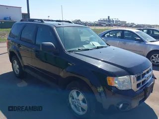 2011 Ford Escape XLT с VIN 1FMCU9DG6BKB40960, выставлен на аукционе IAAI как лот 42183576 с пробегом 259 427 миль миль и . История ставок и продаж доступна на DreamBid. Изображение 1.
