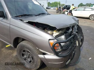 1998 Nissan Frontier XE z VIN 1N6DD21S6WC388647, wystawiony jako IAAI lot #42378027 z przebiegiem Nie podano mil oraz . Historia ofert i sprzedaży dostępna na DreamBid. Obrazek 12.