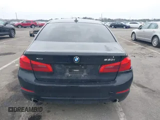 2019 BMW 5 Series 530i xDrive with VIN WBAJA7C51KWW26798, listed as a IAAI auction lot 41320980 with 65,865 mi miles. Bid and sale history available at carsss.com. Image 16.