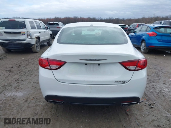 2015 Chrysler 200 S with VIN 1C3CCCBB9FN754311, listed as a IAAI auction lot 41920993 with 104,944 mi miles. Bid and sale history available at carsss.com. Image 16.