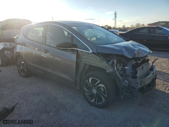 2022 Chevrolet Bolt EV 2LT with VIN 1G1FX6S01N4101871, listed as a Copart auction lot 83200364 with 30,580 mi miles and Salvage Title. Bid and sale history available at carsss.com. Image 4.