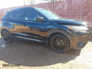 2021 Nissan Kicks SR with VIN 3N1CP5DV3ML499433, listed as a IAAI auction lot 41374549 with NaN miles. Bid and sale history available at carsss.com. Image 1.