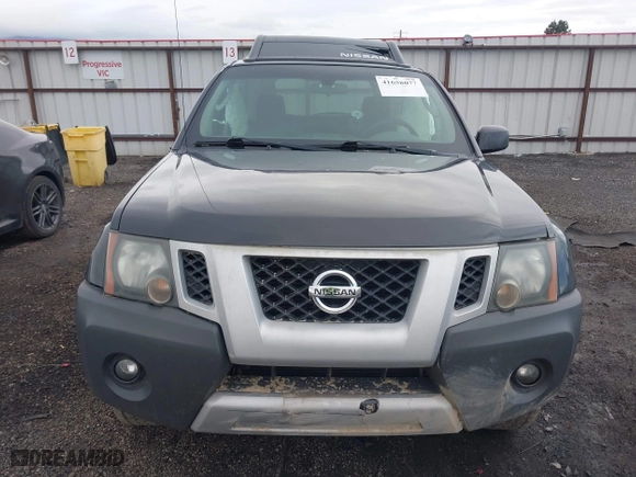 2011 Nissan Xterra Pro-4X with VIN 5N1AN0NW1BC516142, listed as a IAAI auction lot 41658077 with 178,443 mi miles. Bid and sale history available at carsss.com. Image 13.