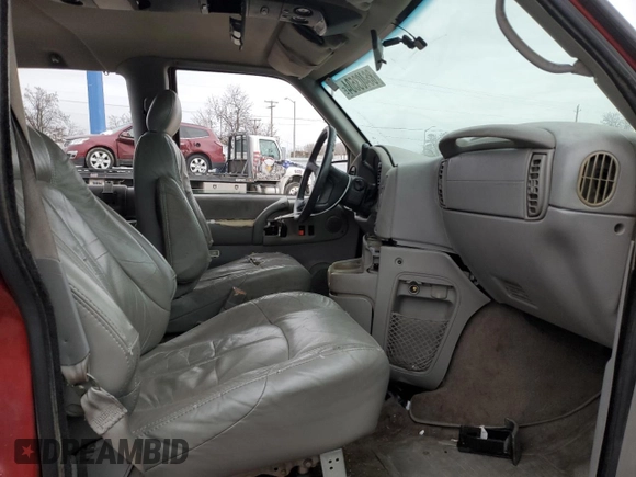 1997 GMC Safari z VIN 1GKEL19WXVB530471, wystawiony jako Copart lot #86403504 z przebiegiem Nie podano mil oraz Szkoda całkowita • Salvage title. Historia ofert i sprzedaży dostępna na DreamBid. Obrazek 7.