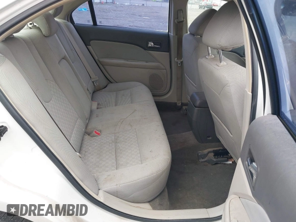 2011 Ford Fusion SE with VIN 3FAHP0HA2BR308274, listed as a IAAI auction lot 41519196 with 96,432 mi miles. Bid and sale history available at carsss.com. Image 8.