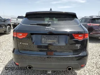 2017 Jaguar F-Pace 35t Premium with VIN SADCJ2BV2HA497819, listed as a Copart auction lot 55404655 with 139,478 mi miles and Clean Title. Bid and sale history available at DreamBid. Image 6.