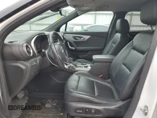 2020 Chevrolet Blazer LT z VIN 3GNKBDRS3LS705068, wystawiony jako Copart lot #51241635 z przebiegiem 46 057 mil mil oraz Szkody całkowita. Historia ofert i sprzedaży dostępna na DreamBid. Obrazek 7.
