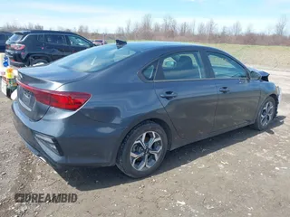2019 Kia Forte LXS with VIN 3KPF24AD0KE095571, listed as a IAAI auction lot 41967590 with 31,967 mi miles. Bid and sale history available at carsss.com. Image 4.
