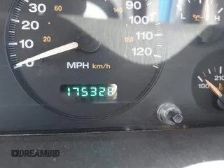 2003 Jeep Grand Cherokee Laredo with VIN 1J4GW48S53C571247, listed as a IAAI auction lot 42416174 with 175,328 mi miles and . Bid and sale history available at DreamBid. Image 7.