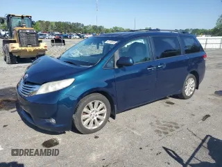 2011 Toyota Sienna XLE z VIN 5TDDK3DC2BS011227, wystawiony jako Copart lot #52195975 z przebiegiem 218 869 mil mil oraz Szkoda całkowita • Salvage title. Historia ofert i sprzedaży dostępna na DreamBid. Obrazek 1.