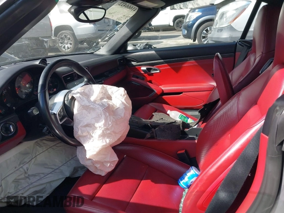 2017 Porsche 911 Carrera S with VIN WP0CB2A97HS154074, listed as a IAAI auction lot 41666422 with 41,927 mi miles. Bid and sale history available at carsss.com. Image 5.