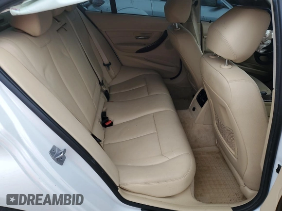 2015 BMW 3 Series 328i с VIN WBA3A5G52FNS89321, выставлен на аукционе Copart как лот 59437105 с пробегом 98 434 миль миль и Списание • Salvage title. История ставок и продаж доступна на DreamBid. Изображение 10.
