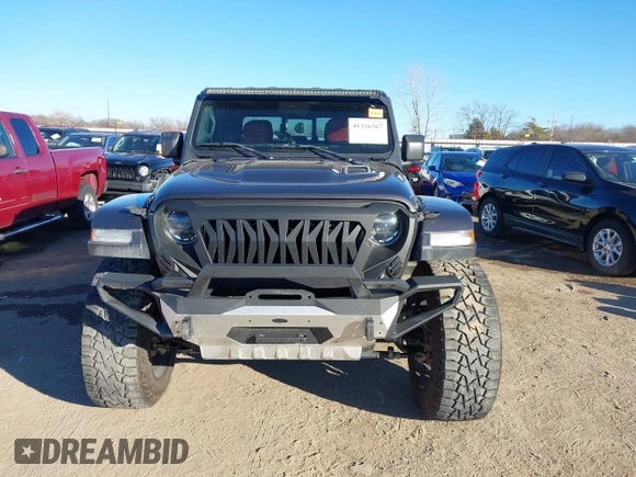 2020 Jeep Gladiator Rubicon with VIN 1C6JJTBG5LL179188, listed as a IAAI auction lot 41316367 with 136,670 mi miles and . Bid and sale history available at DreamBid. Image 12.