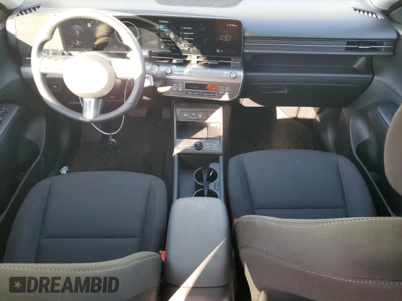 2025 Hyundai Kona SEL Convenience with VIN KM8HCCAB2SU203748, listed as a Copart auction lot 73600544 with 292 mi miles and Salvage Title. Bid and sale history available at DreamBid. Image 8.