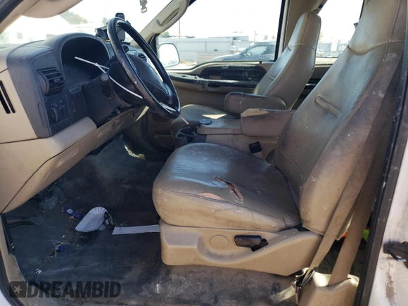 2005 Ford Super Duty F-250 XL with VIN 1FTNX20515EC46784, listed as a Copart auction lot 73200624 with 156,936 mi miles and Salvage Title. Bid and sale history available at carsss.com. Image 7.