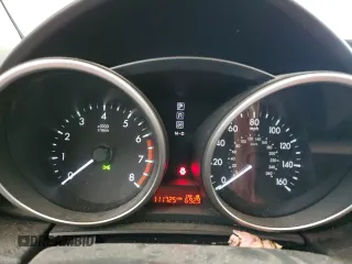 2014 Mazda 5 Sport z VIN JM1CW2BL1E0164721, wystawiony jako Copart lot #62631915 z przebiegiem 111 725 mil mil oraz Szkoda całkowita • Salvage title. Historia ofert i sprzedaży dostępna na DreamBid. Obrazek 9.