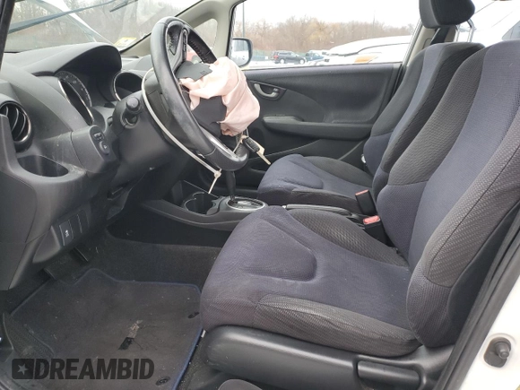 2013 Honda Fit Sport z VIN JHMGE8H50DC035011, wystawiony jako Copart lot #43334435 z przebiegiem 92 254 mil mil oraz Szkoda całkowita • Salvage title. Historia ofert i sprzedaży dostępna na DreamBid. Obrazek 7.