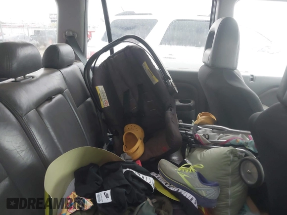 2003 Honda Pilot EX with VIN 2HKYF18523H501518, listed as a IAAI auction lot 41907387 with 234,473 mi miles and . Bid and sale history available at DreamBid. Image 8.
