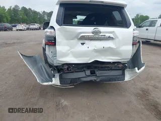 2014 Toyota 4Runner Limited with VIN JTEBU5JR4E5185764, listed as a IAAI auction lot 42117308 with 199,477 mi miles. Bid and sale history available at carsss.com. Image 6.