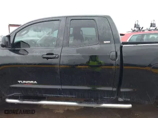 2011 Toyota Tundra 2WD Truck with VIN 5TFRM5F17BX031698, listed as a IAAI auction lot 41511729 with 134,317 mi miles. Bid and sale history available at carsss.com. Image 14.