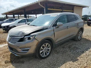 2017 Lincoln MKC Select with VIN 5LMCJ2C90HUL61452, listed as a Copart auction lot 63580055 with 183,385 mi miles and Salvage title. Bid and sale history available at DreamBid. Image 1.