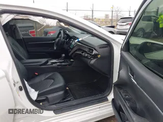 2019 Toyota Camry LE z VIN 4T1B11HK7KU687261, wystawiony jako IAAI lot #42016114 z przebiegiem 123 007 mil mil oraz . Historia ofert i sprzedaży dostępna na DreamBid. Obrazek 5.