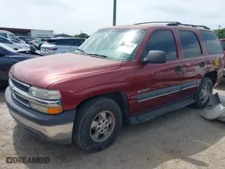 2002 Chevrolet Tahoe LT with VIN 1GNEC13Z62R270370, listed as a IAAI auction lot 42066123 with 340,750 mi miles. Bid and sale history available at carsss.com. Image 2.