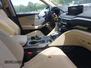 2024 Acura MDX Technology with VIN 5J8YE1H49RL000786, listed as a IAAI auction lot 42617133 with 40,667 mi miles and . Bid and sale history available at DreamBid. Image 5.