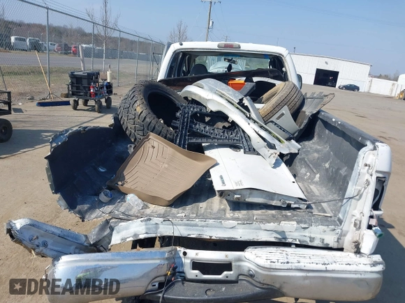 2007 Ford F-250 XL with VIN 1FTSW20P77EA16936, listed as a IAAI auction lot 41802562 with 335,891 mi miles and . Bid and sale history available at DreamBid. Image 16.