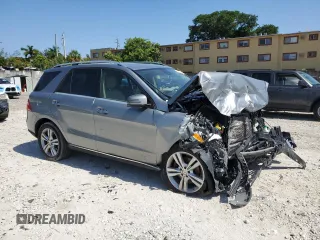 2015 Mercedes-Benz M 350 z VIN 4JGDA5JB1FA521688, wystawiony jako Copart lot #57232505 z przebiegiem 114 362 mil mil oraz Szkoda całkowita • Salvage title. Historia ofert i sprzedaży dostępna na DreamBid. Obrazek 4.
