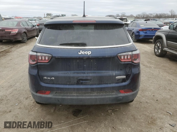 2018 Jeep Compass Latitude with VIN 3C4NJDBB6JT138932, listed as a Copart auction lot 44770095 with 109,540 mi miles and Salvage Title. Bid and sale history available at DreamBid. Image 6.