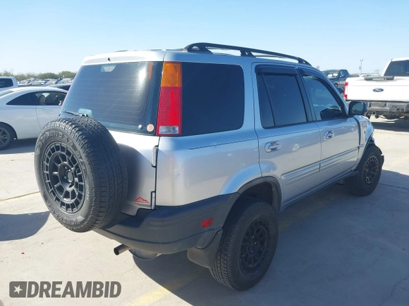 2001 Honda CR-V SE with VIN JHLRD18761S016327, listed as a IAAI auction lot 41224113 with 180,368 mi miles. Bid and sale history available at carsss.com. Image 4.