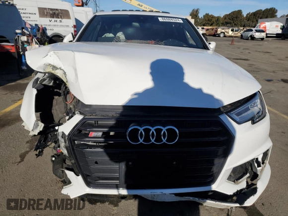 2018 Audi S4 Premium Plus z VIN WAUB4AF43JA115973, wystawiony jako Copart lot #86988524 z przebiegiem 60 931 mil mil oraz Szkoda całkowita • Salvage title. Historia ofert i sprzedaży dostępna na DreamBid. Obrazek 5.