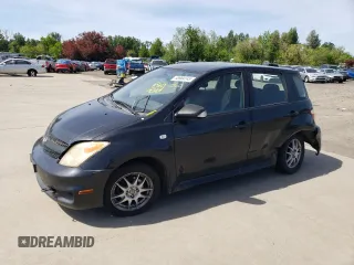 2006 Scion xA z VIN JTKKT624065013497, wystawiony jako Copart lot #55904145 z przebiegiem 207 614 mil mil oraz Szkody całkowita. Historia ofert i sprzedaży dostępna na DreamBid. Obrazek 1.