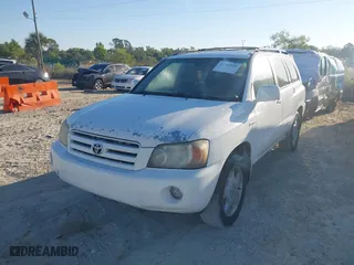 2005 Toyota Highlander with VIN JTEDP21A750067035, listed as a IAAI auction lot 41741920 with 343,338 mi miles. Bid and sale history available at carsss.com. Image 2.