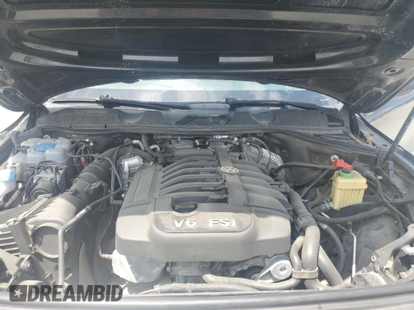 2017 Volkswagen Touareg Wolfsburg Edition with VIN WVGRF7BP6HD004806, listed as a Copart auction lot 61754565 with 160,012 mi miles and Clean title. Bid and sale history available at DreamBid. Image 11.