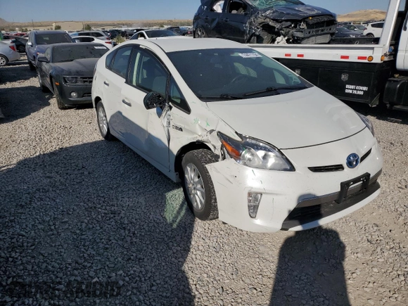 2013 Toyota Prius with VIN JTDKN3DP2D3043844, listed as a Copart auction lot 74471794 with 130,824 mi miles and Salvage Title. Bid and sale history available at DreamBid. Image 4.