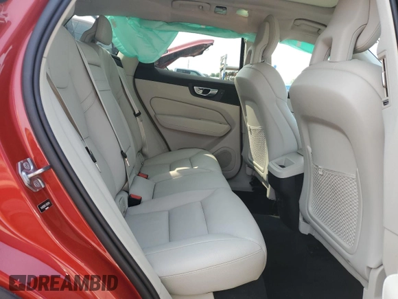 2018 Volvo XC60 Momentum with VIN YV4102RK7J1029914, listed as a Copart auction lot 59090615 with 48,810 mi miles and Clean title. Bid and sale history available at DreamBid. Image 10.