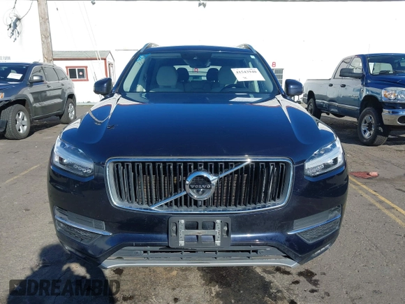 2017 Volvo XC90 Momentum with VIN YV4A22PK3H1116166, listed as a IAAI auction lot 41543940 with 104,879 mi miles. Bid and sale history available at carsss.com. Image 12.