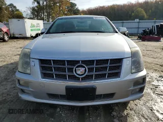 2011 Cadillac STS RWD z VIN 1G6DW6ED9B0133084, wystawiony jako Copart lot #80912574 z przebiegiem 138 720 mil mil oraz Czysty tytuł • Clean title. Historia ofert i sprzedaży dostępna na DreamBid. Obrazek 5.