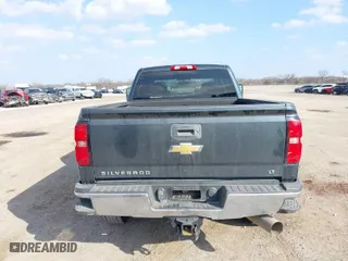 2018 Chevrolet Silverado 2500HD LT with VIN 1GC1KVEY7JF136571, listed as a IAAI auction lot 41520357 with 164,750 mi miles. Bid and sale history available at carsss.com. Image 16.
