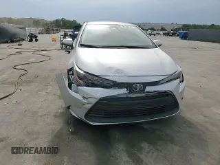 2025 Toyota Corolla LE z VIN 5YFB4MDE5SP277066, wystawiony jako Copart lot #57936575 z przebiegiem 5 449 mil mil oraz Szkoda całkowita • Salvage title. Historia ofert i sprzedaży dostępna na DreamBid. Obrazek 13.