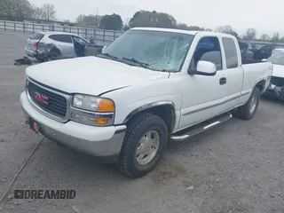 2000 GMC New Sierra 1500 SLE with VIN 1GTEK19T1YE356751, listed as a IAAI auction lot 41864745 with 165,109 mi miles. Bid and sale history available at carsss.com. Image 2.