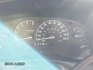 1998 Ford Explorer XL z VIN 1FMZU34E7WZB09834, wystawiony jako IAAI lot #42661901 z przebiegiem 151 236 mil mil oraz . Historia ofert i sprzedaży dostępna na DreamBid. Obrazek 7.