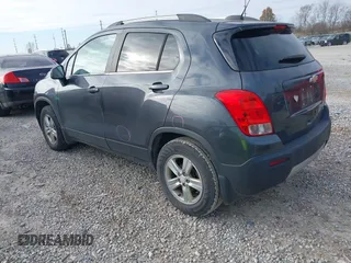 2016 Chevrolet Trax LT with VIN 3GNCJPSB2GL164579, listed as a IAAI auction lot 40984794 with 114,717 mi miles. Bid and sale history available at carsss.com. Image 3.