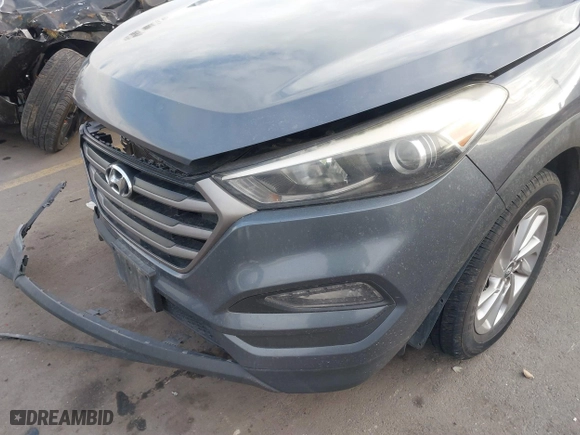2016 Hyundai Tucson SE with VIN KM8J3CA47GU128085, listed as a IAAI auction lot 41109798 with 156,861 mi miles. Bid and sale history available at carsss.com. Image 19.