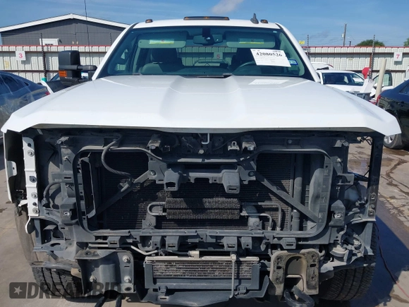 2015 Chevrolet Silverado 3500HD with VIN 1GC2CYEG0FZ534639, listed as a IAAI auction lot 42080526 with 245,795 mi miles and . Bid and sale history available at DreamBid. Image 13.