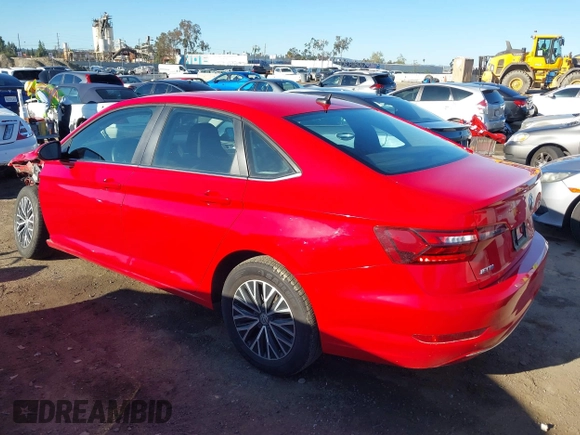 2021 Volkswagen Jetta S z VIN 3VWC57BU9MM022263, wystawiony jako IAAI lot #41817483 z przebiegiem 87 556 mil mil oraz . Historia ofert i sprzedaży dostępna na DreamBid. Obrazek 3.