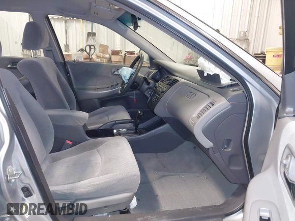 2001 Honda Accord LX z VIN 1HGCG16491A012217, wystawiony jako IAAI lot #41428403 z przebiegiem 165 268 mil mil oraz . Historia ofert i sprzedaży dostępna na DreamBid. Obrazek 5.